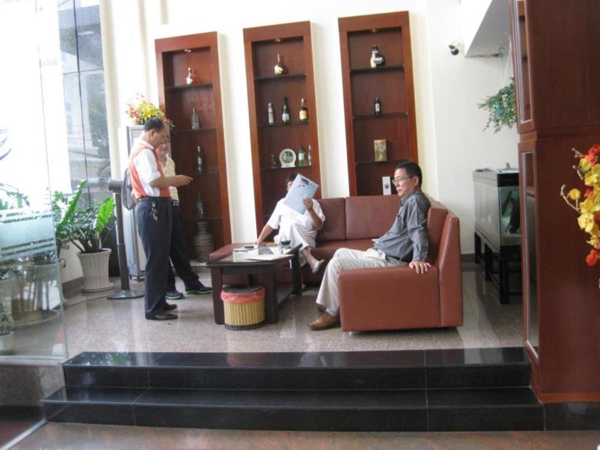 โรงแรมดุค มินห์ โฮจิมินห์ซิตี้ ภายนอก รูปภาพ